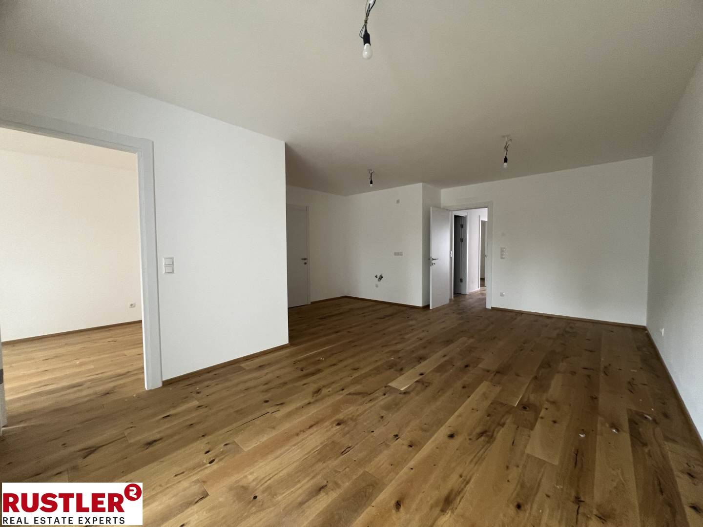 Ground floor apartment new build with private garden and loggia