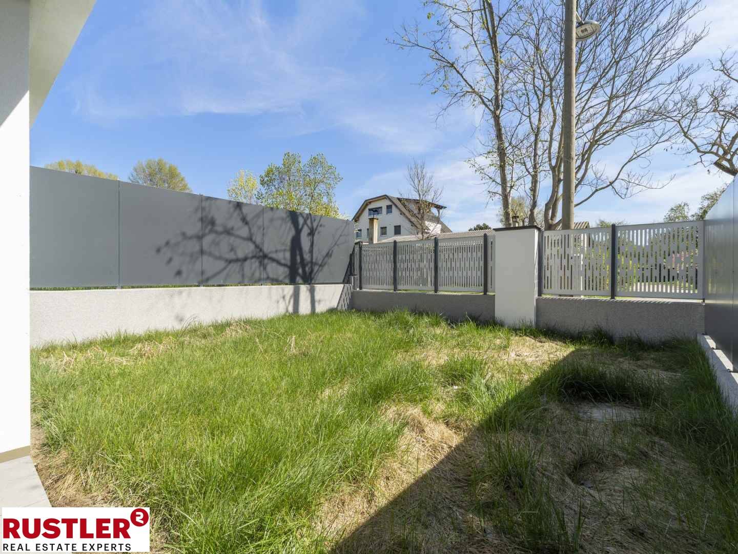 Helle Erdgeschosswohnung mit Privatgarten nahe Prater