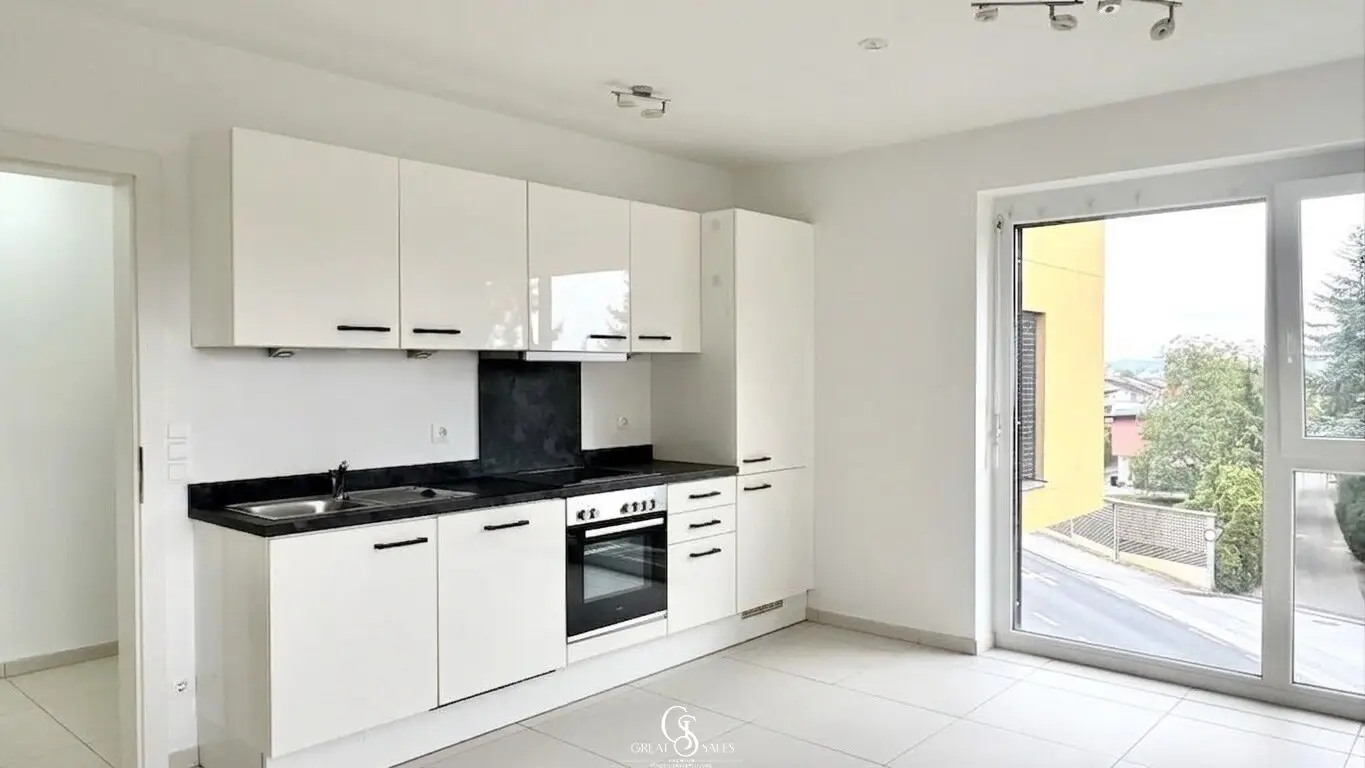 Well laid-out, nearly new three-room apartment with very good infrastructure