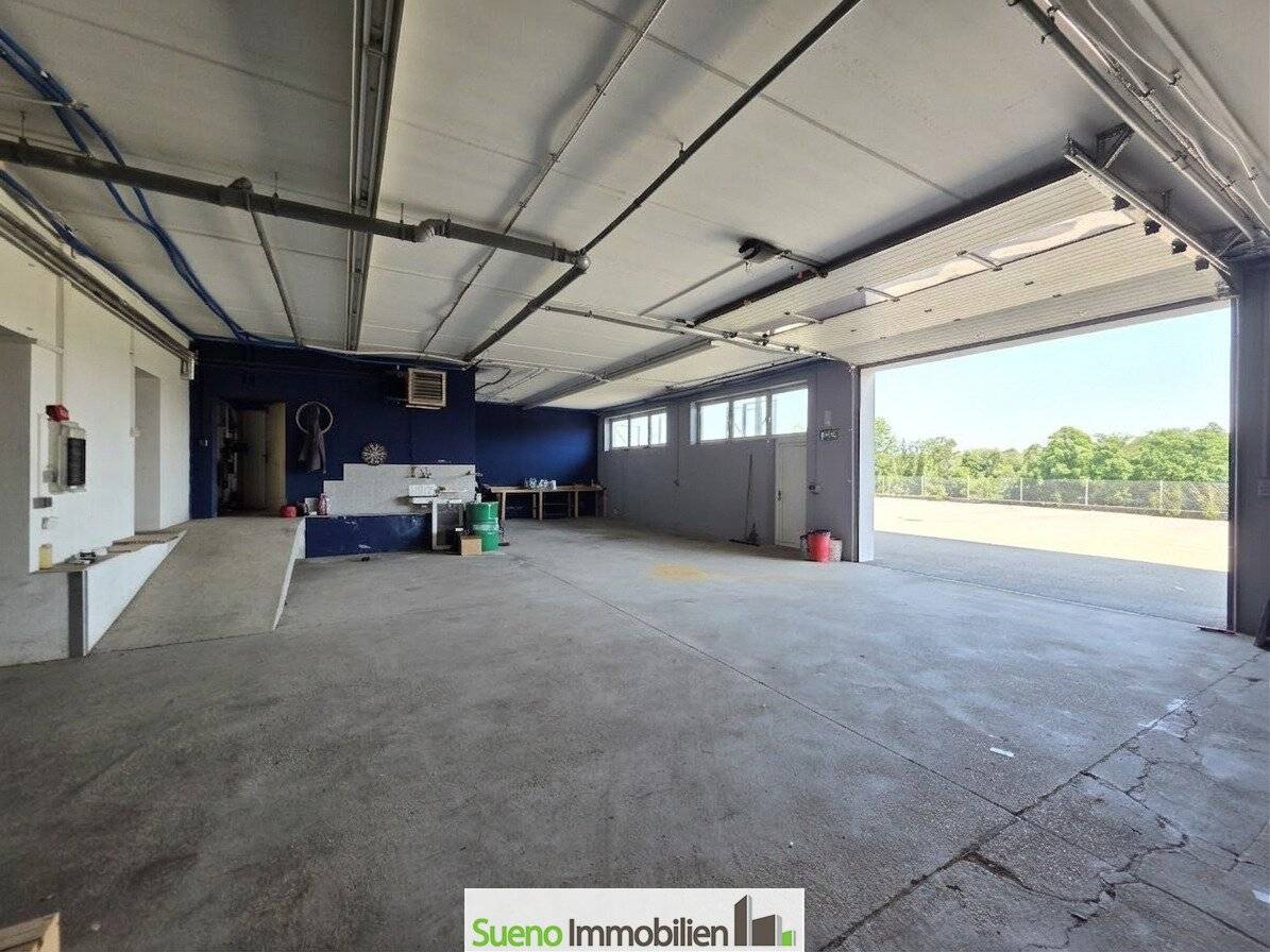 Gewerbehalle mit viel Platz zu Mieten!