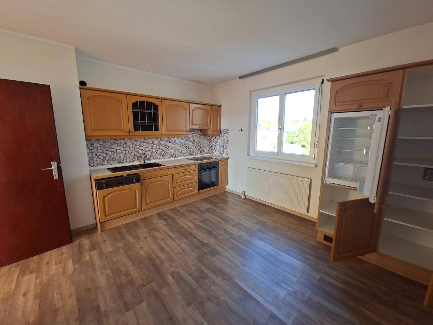 Gepflegte Wohnung mit Balkon und Stellplatz