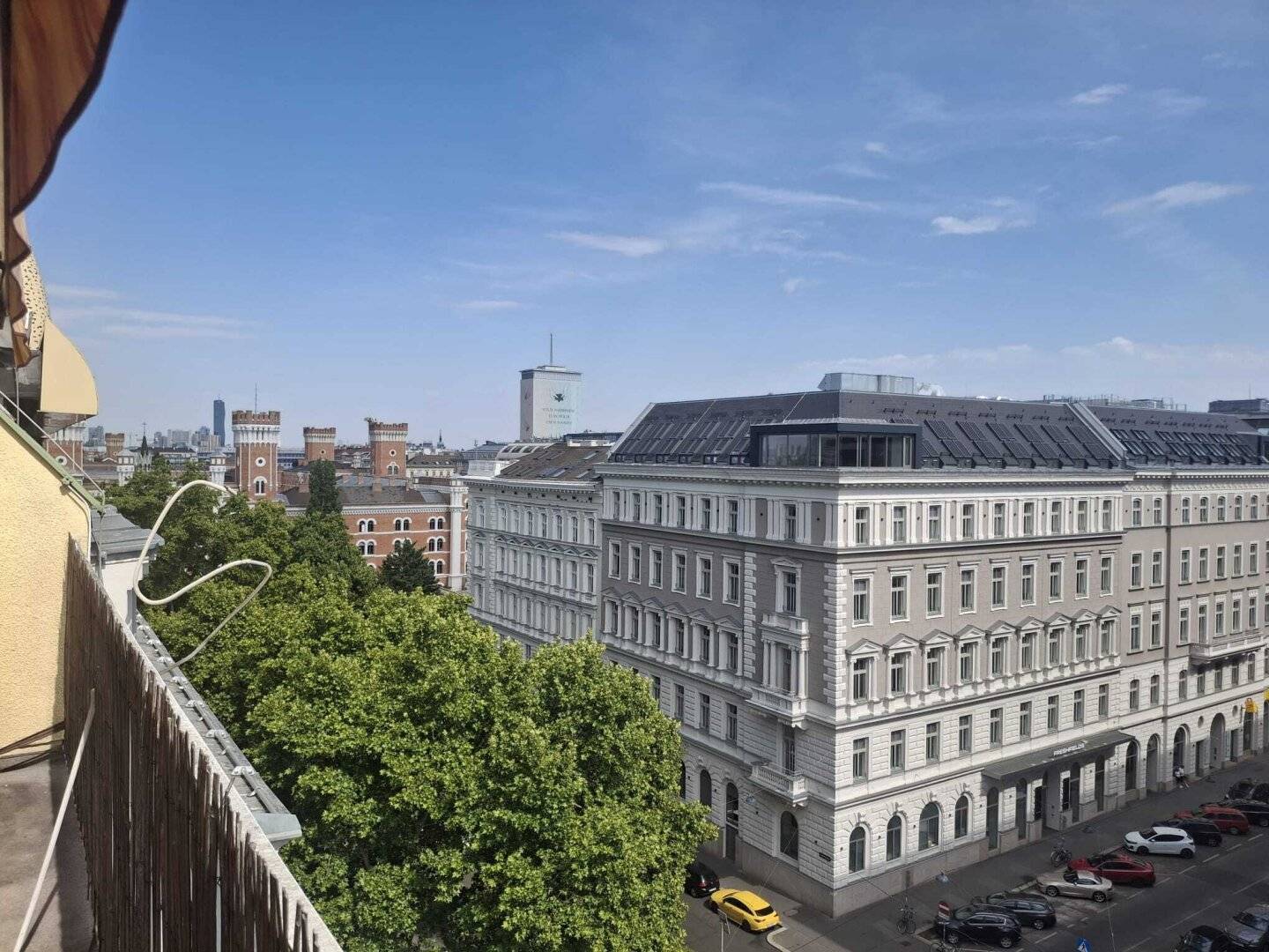 Living with a Wide View - Nice Attic Apartment with Terrace