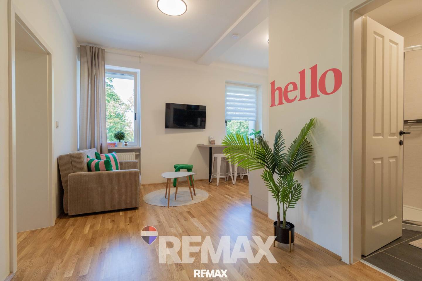 Urban living with view of greenery – renovated 3-room apartment in Graz-Jakomini