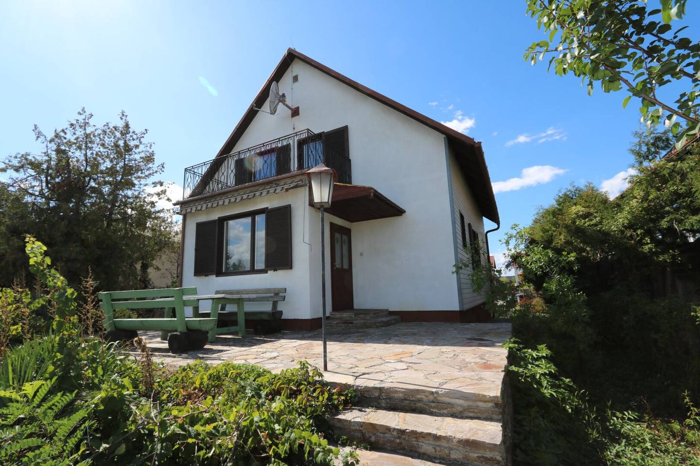Single-family house with 5 rooms and 833 m² garden in the Au settlement of Kottingbrunn
