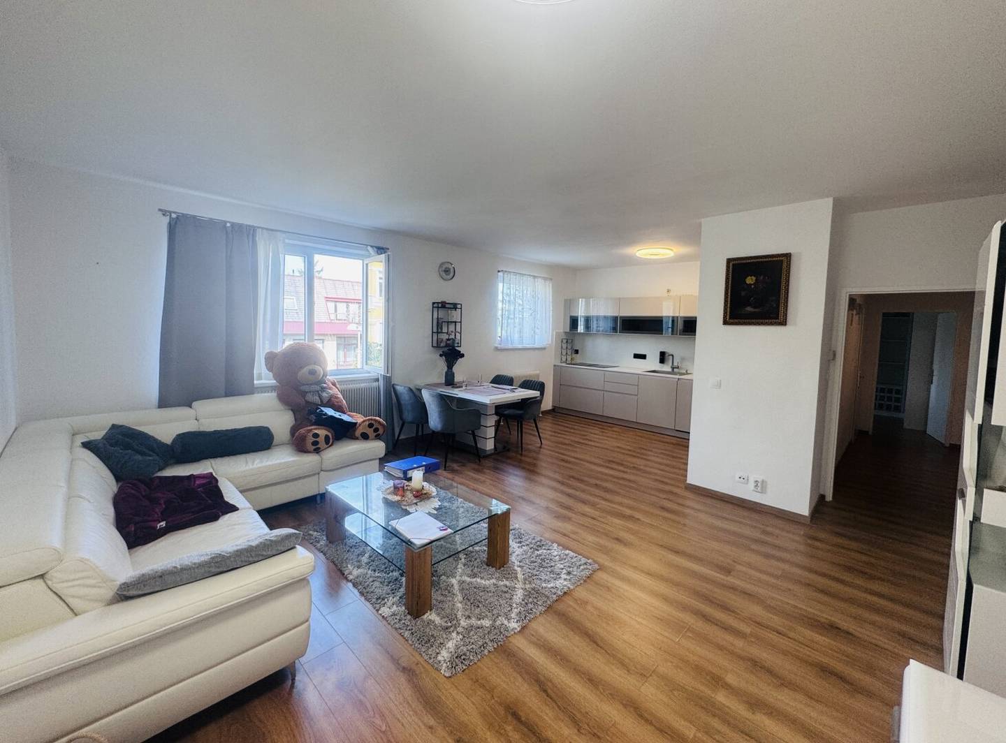 Spacious, bright 2-room apartment in quiet green location near Türkenschanzpark