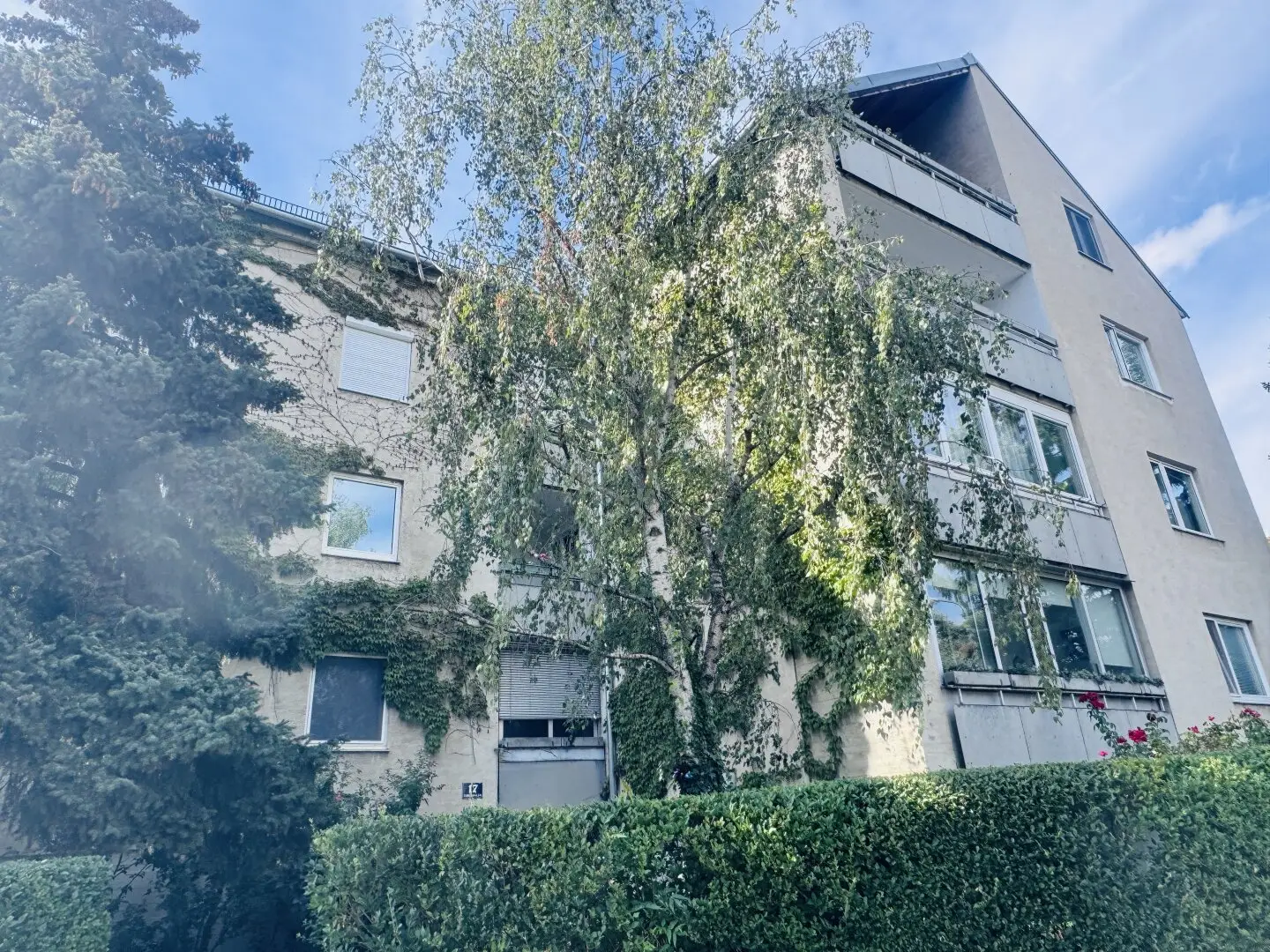 Spacious, bright 2-room apartment in quiet green location near Türkenschanzpark