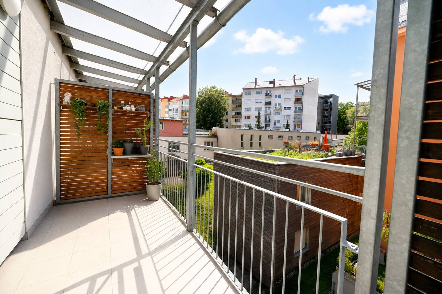 Helle 2-Zimmer-Wohnung mit Balkon in zentraler Ruhelage von Graz
