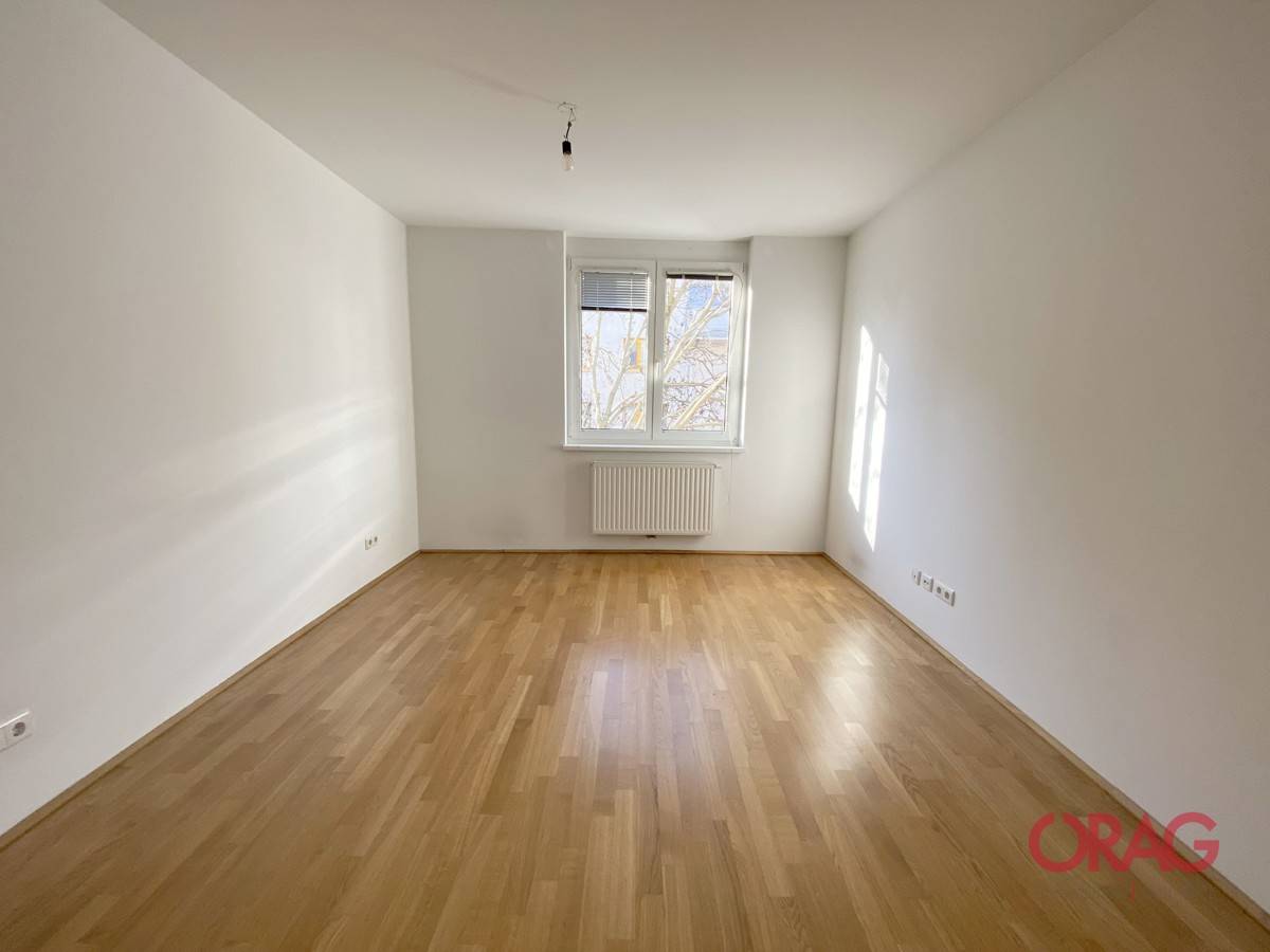 Helle Wohnung mit offener Einbauküche nahe Meidlinger Markt