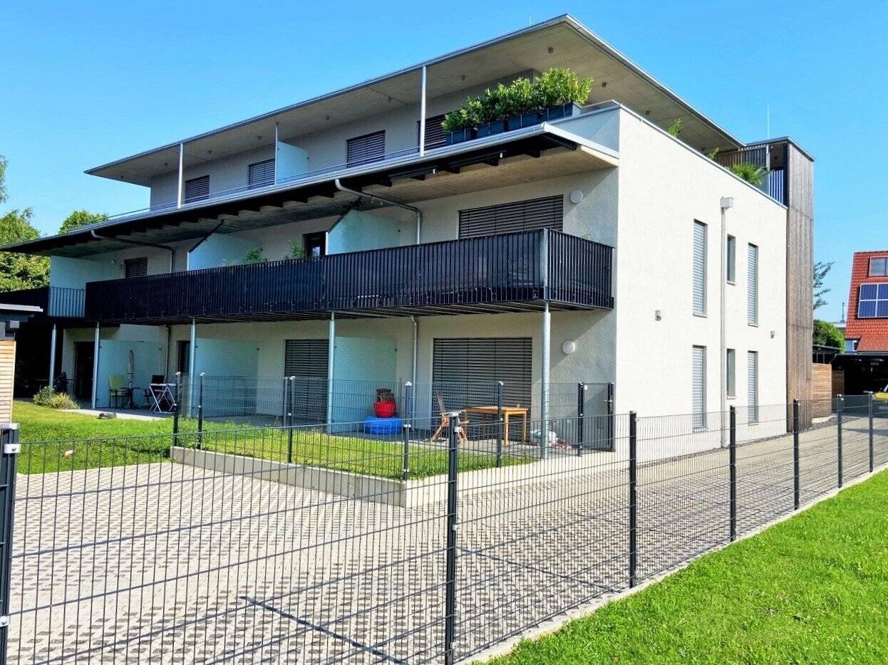 Barrierefreie, vollmöblierte 54m² Eigentumswohnung im 1.OG mit Balkon in absoluter Ruhelage