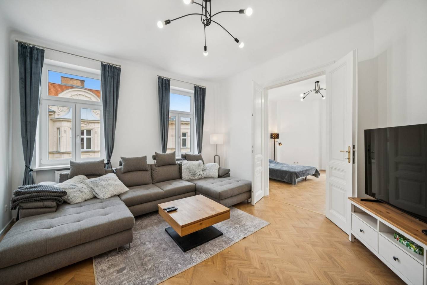 Quiet period apartment near the Botanical Garden