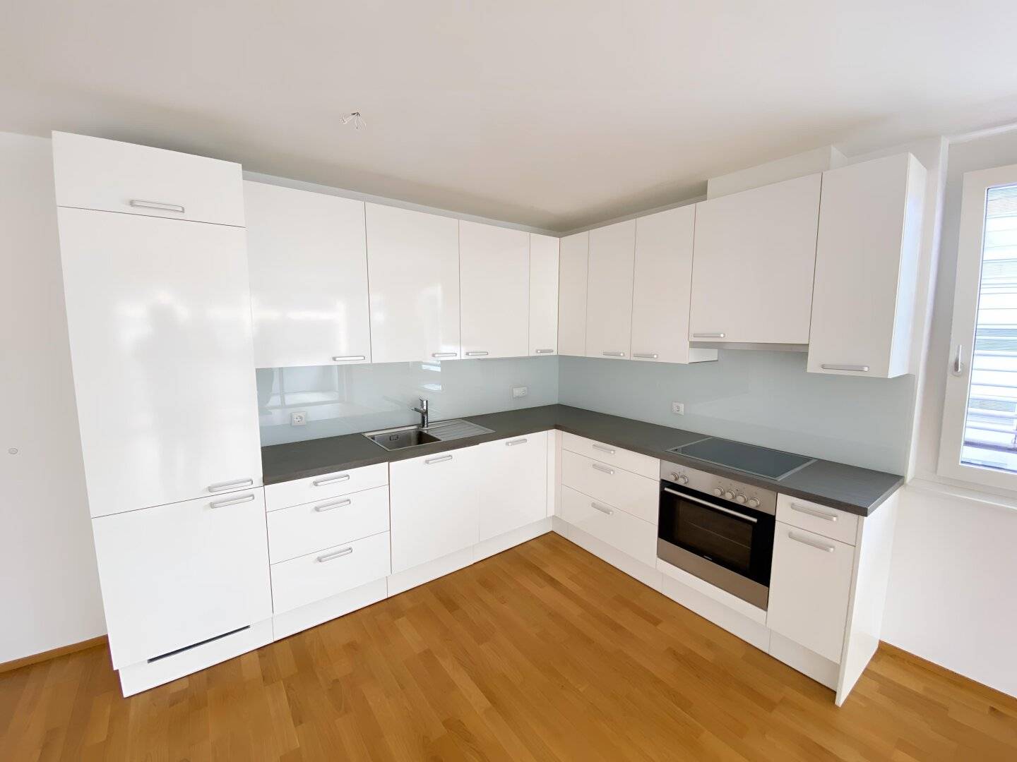 Modern 2-room apartment with loggia in Bregenz for rent