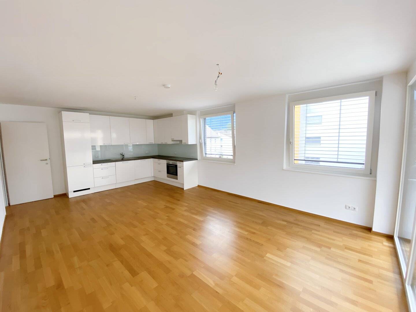 Modern 2-room apartment with loggia in Bregenz for rent