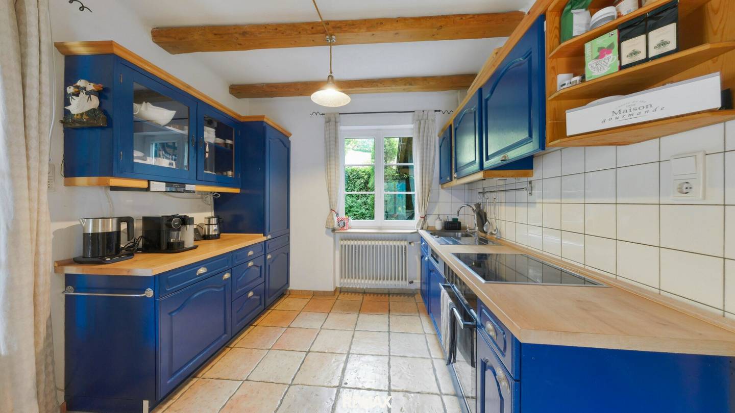 Gaißau/Hintersee: Detached house and mountain refuge with alpine flair, separate suite &amp; EV charging station at approx. 1,000 m above sea level