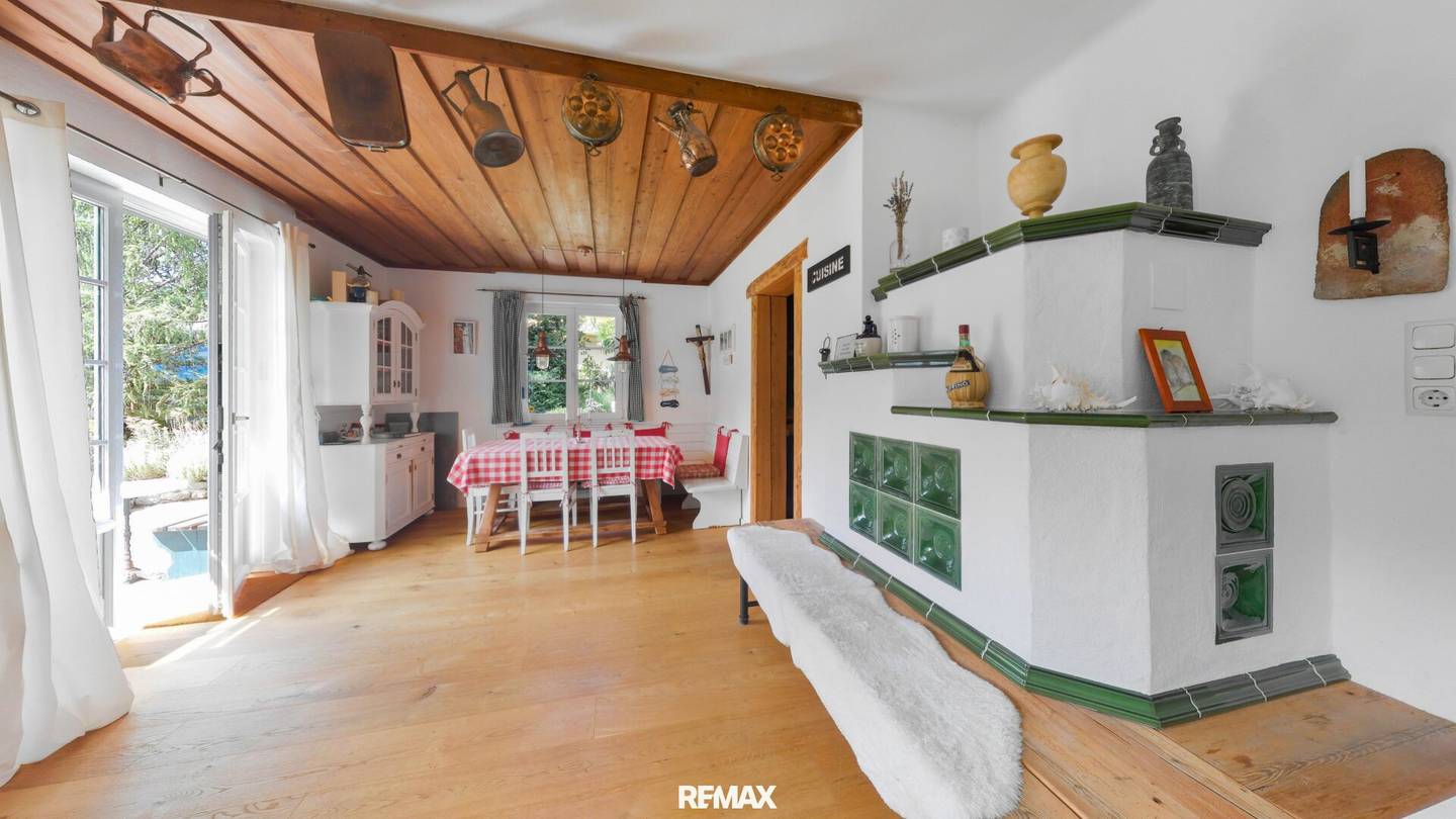 Gaißau/Hintersee: Detached house and mountain refuge with alpine flair, separate suite &amp; EV charging station at approx. 1,000 m above sea level