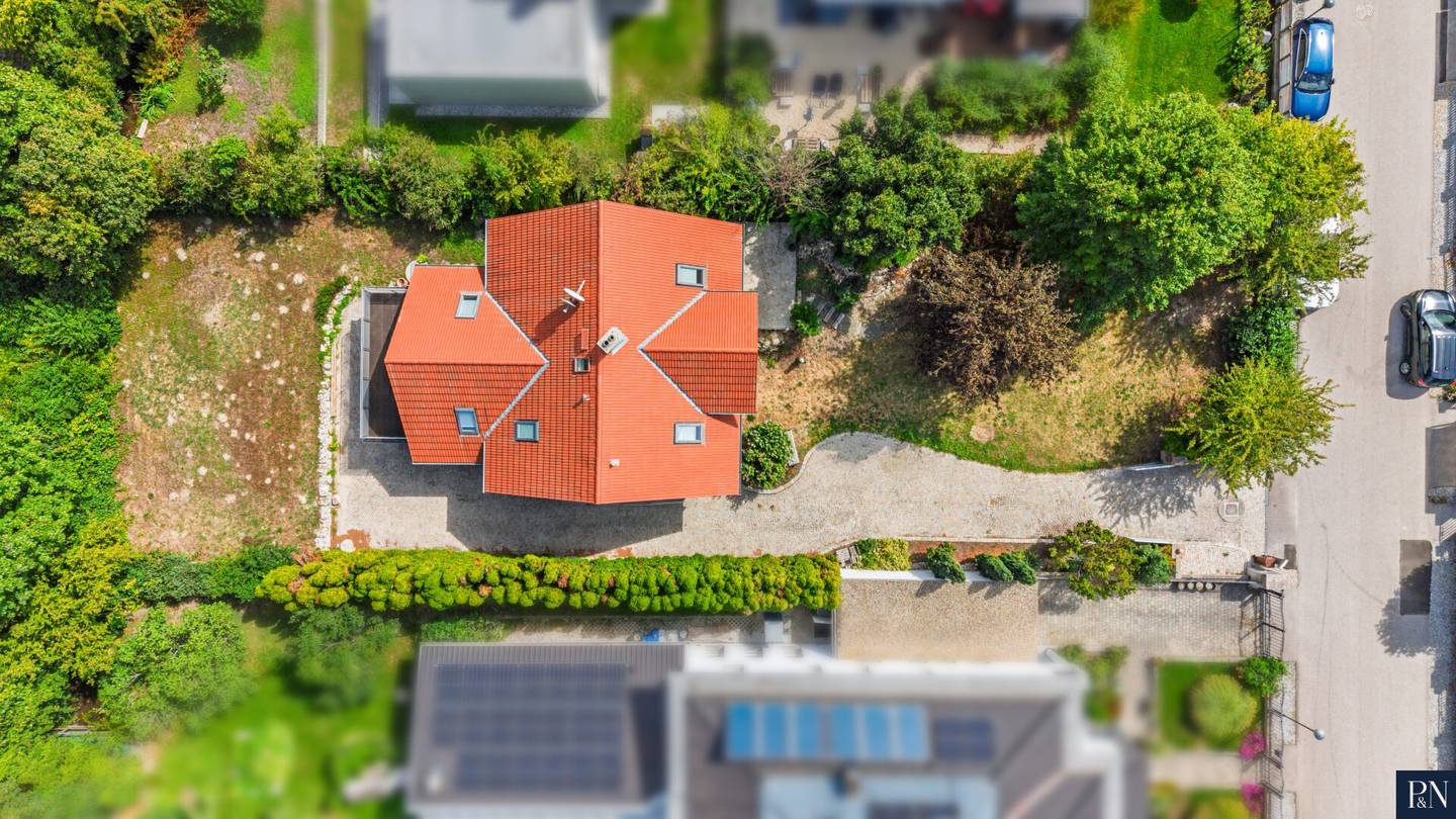 Single-family house in a quiet location