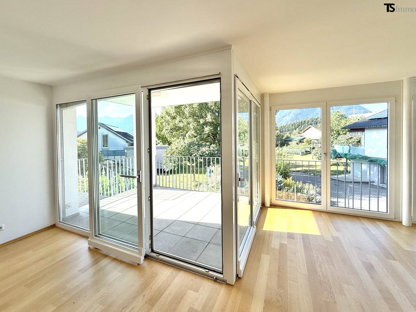 Göfis: Attraktive 4-Zimmer-Garten-Terrassen-Wohnung im OG mit ca. 102 m² Wohnfläche und ca. 57 m² Garten im EG