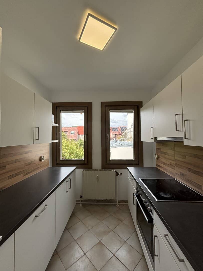 1140 Grünruhelage: Sonnige 5-Zimmer-DG-Maisonette mit N/O-Terrasse &amp; Balkon!