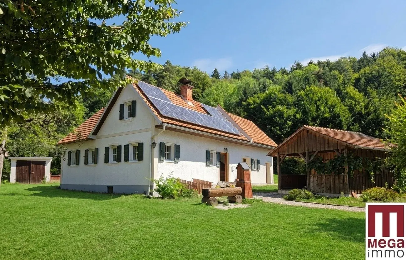 Charmantes kleines Wohnhaus in idyllischer Grünlage