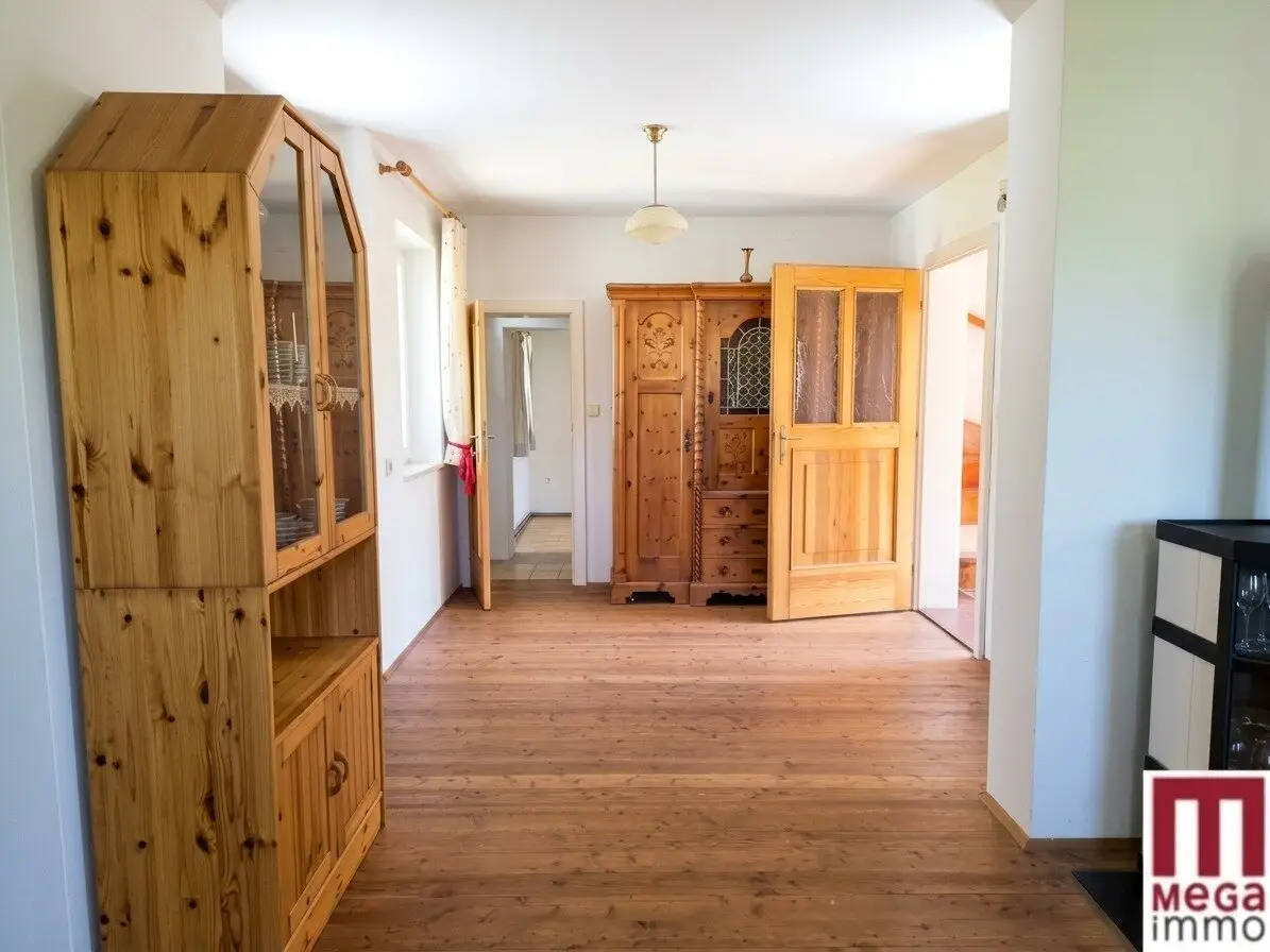 Charmantes kleines Wohnhaus in idyllischer Grünlage