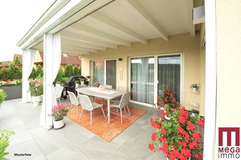 Exklusiver Neubau-Bungalow mit Eigengarten