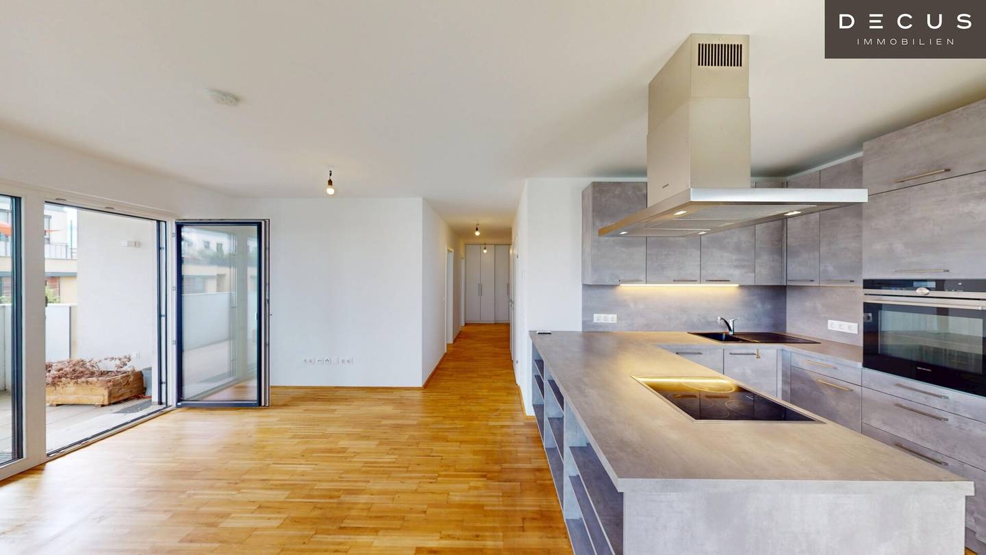 Like-new 3-room apartment with balcony, underfloor heating &amp; fitted kitchen in 1140 Wien