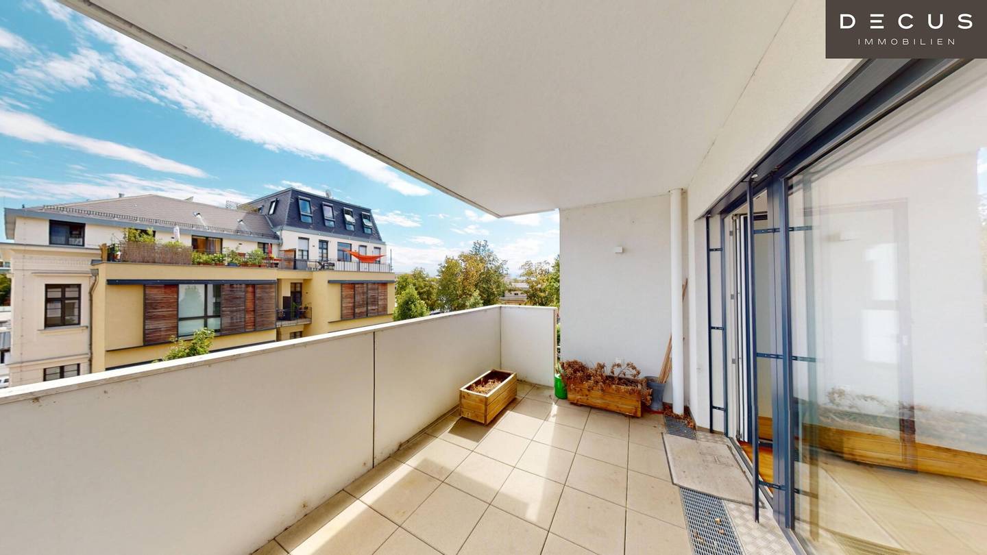 Like-new 3-room apartment with balcony, underfloor heating &amp; fitted kitchen in 1140 Wien