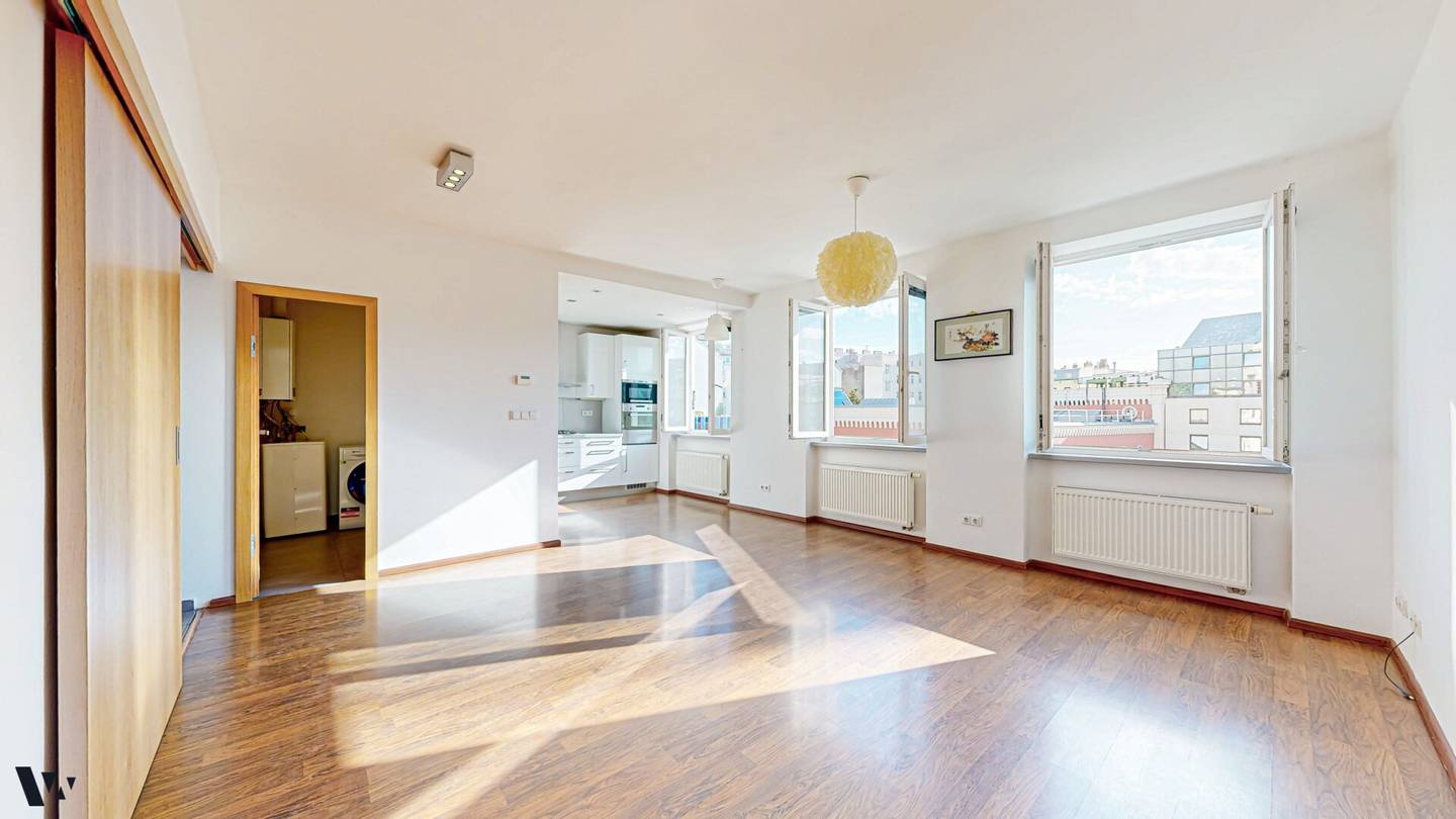 WOHNTRAUM IM BOTSCHAFTSVIERTEL | HELLE 3-ZIMMERWOHNUNG