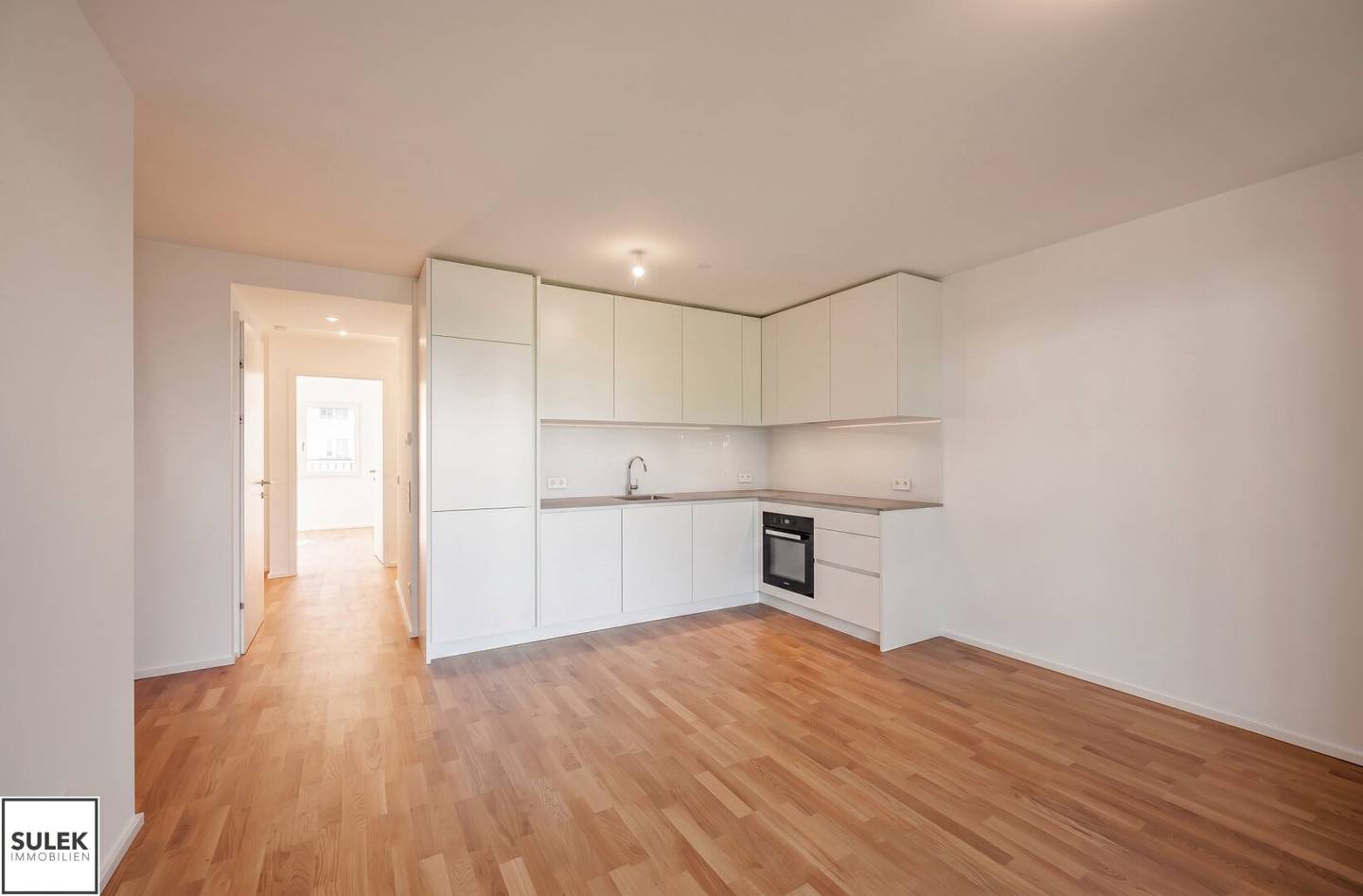 Erstbezug! Lichtdurchflutete 3-Zimmer-Neubauwohnung mit Balkon in Penzing – ab sofort
