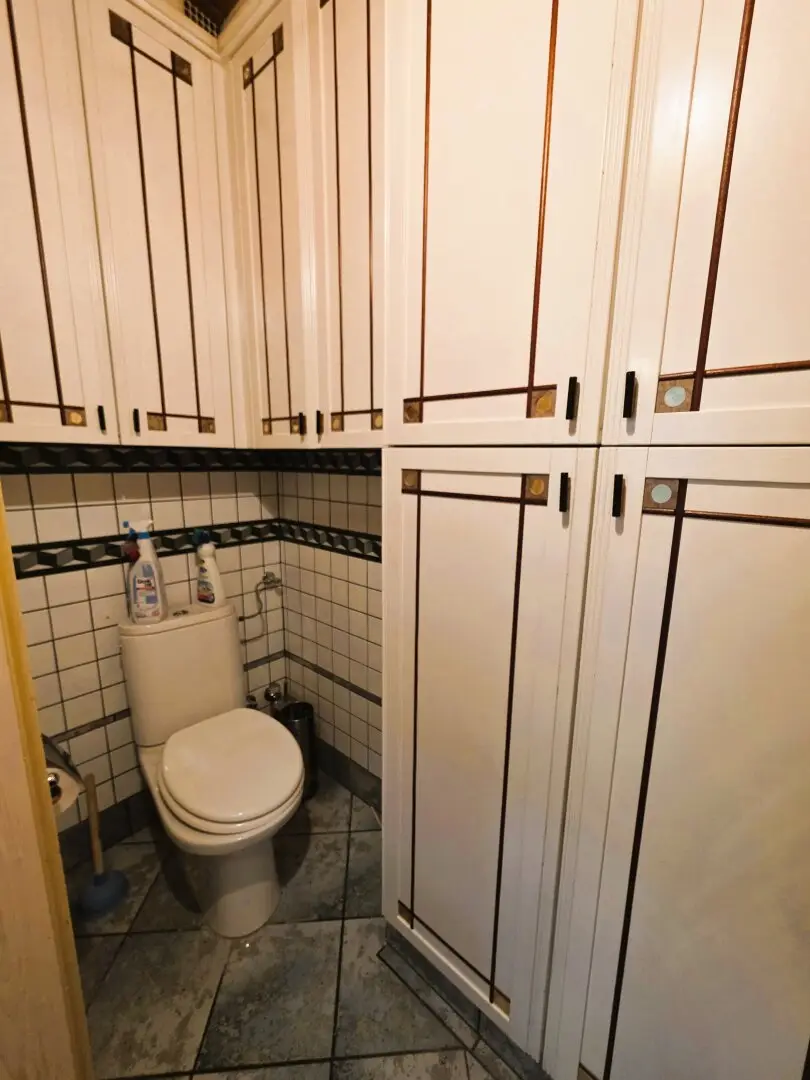 Geräumige 3-Zimmer-Erdgschosswohnung mit großer Einzelgarage!