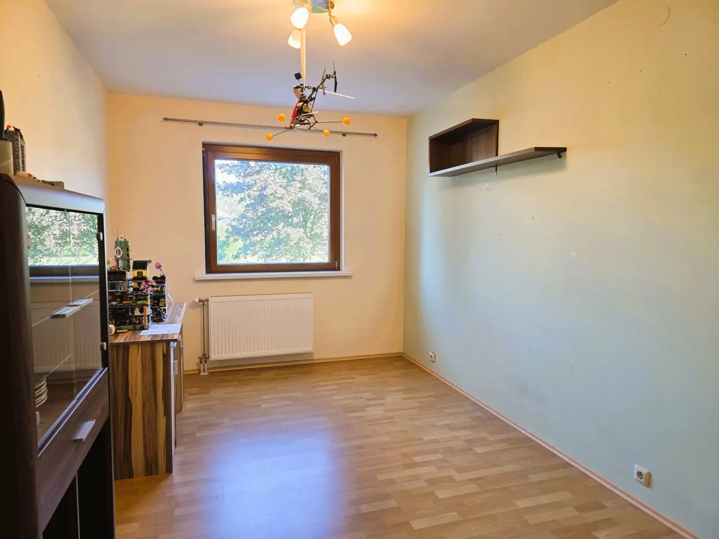 Geräumige 3-Zimmer-Erdgschosswohnung mit großer Einzelgarage!