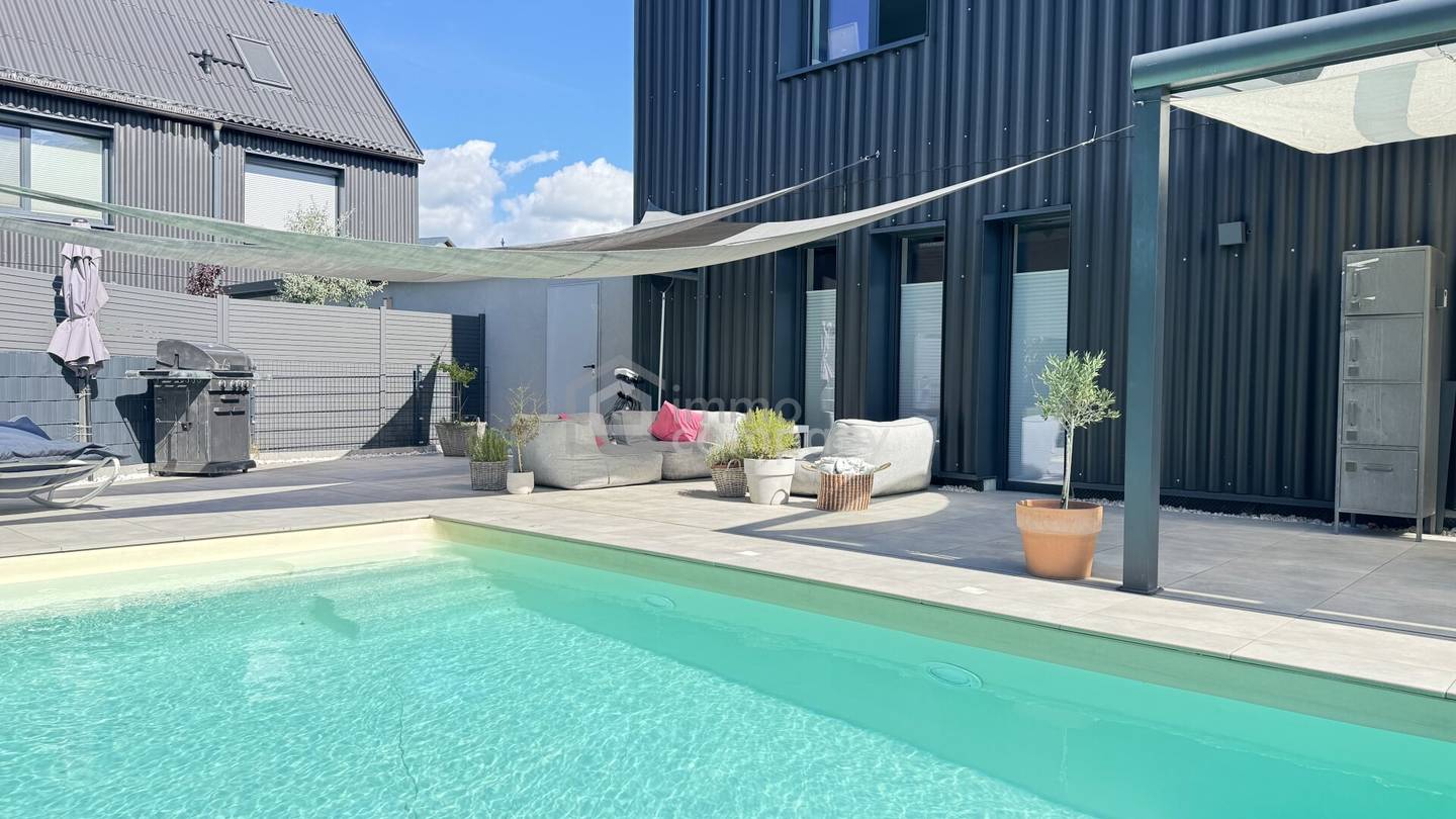 ARCHITECTURE WITH CHARACTER – EXCLUSIVE HOUSE IN SEEWALCHEN AM ATTERSEE