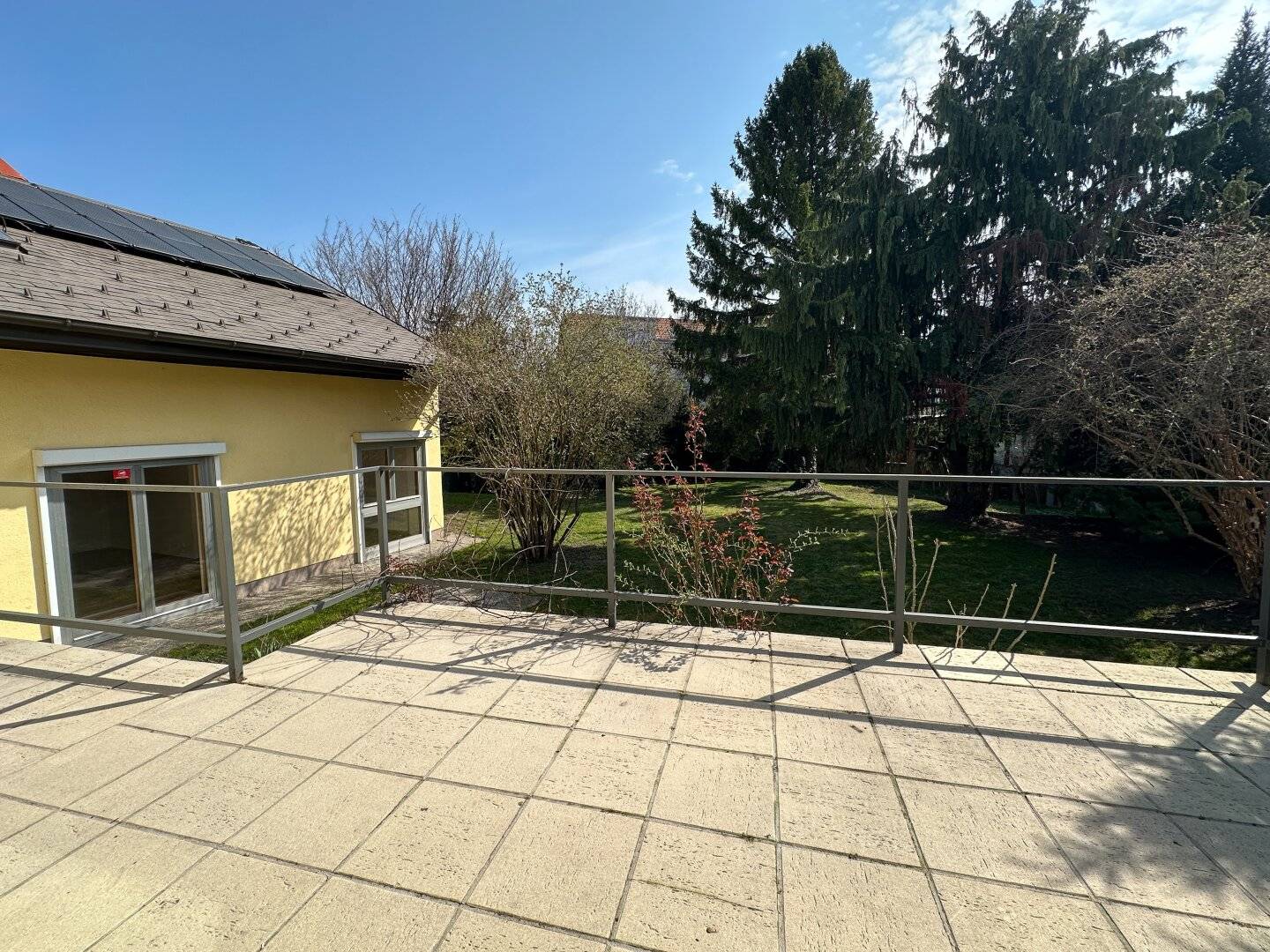 862 m² in Essling – Renovate house or realize a new build