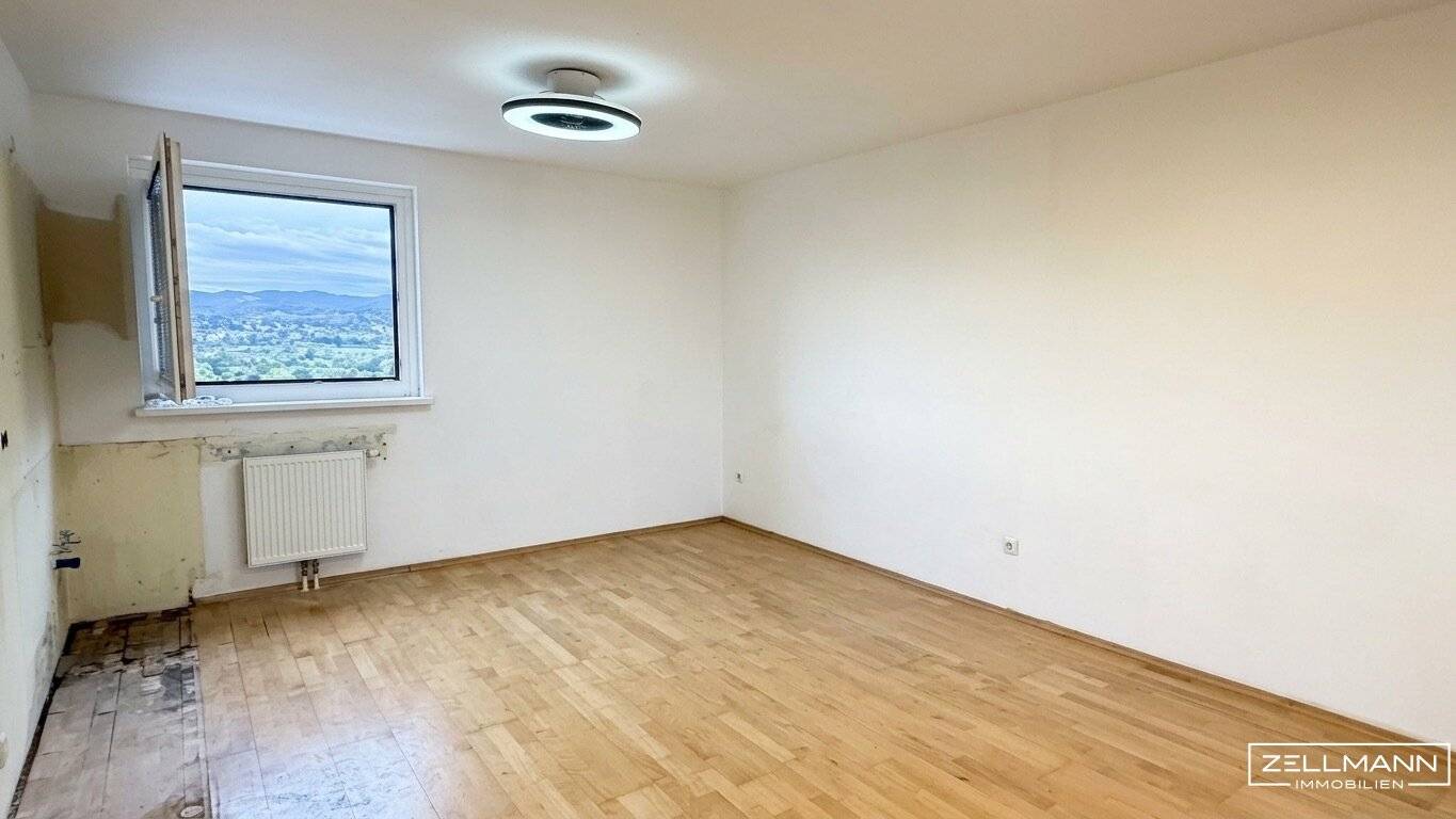 Live on Top. Design Freely. – 3 rooms with generous loggia | ZELLMANN IMMOBILIEN