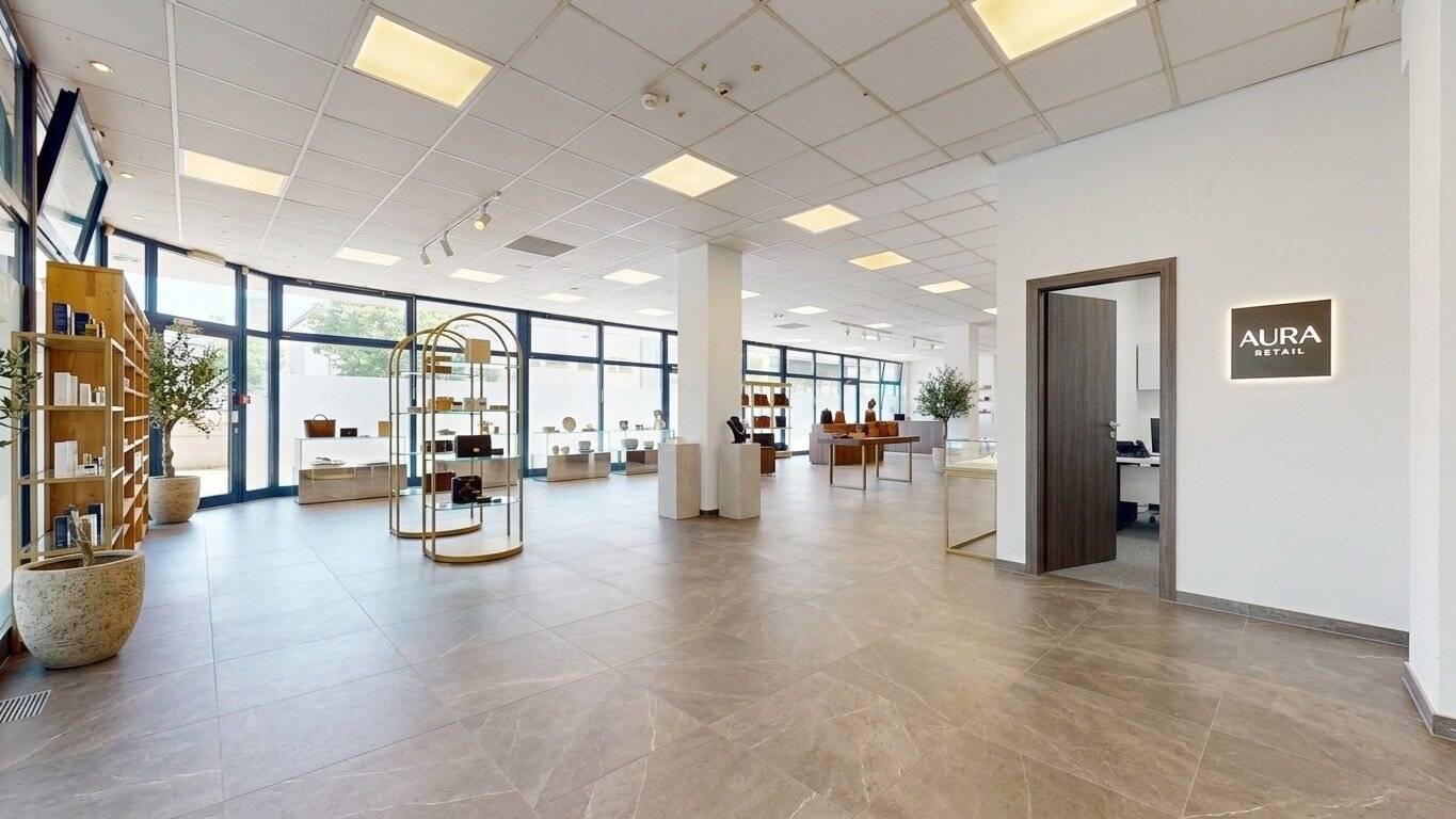 Retail premises on St. Ruprechter Straße – approx. 204 m² in high footfall location