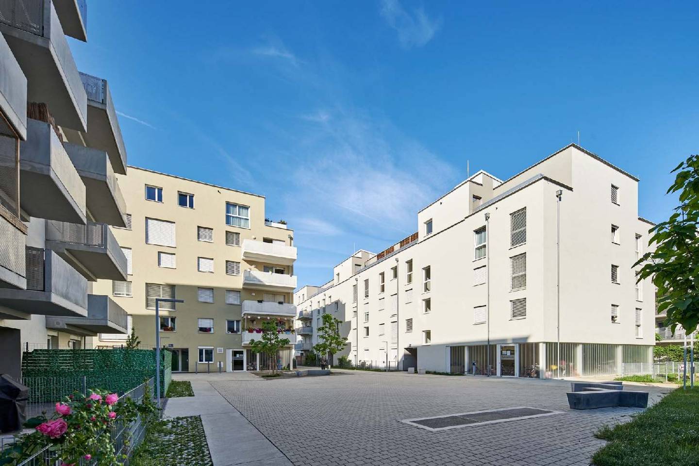 Modern apartment with balcony and ceiling cooling