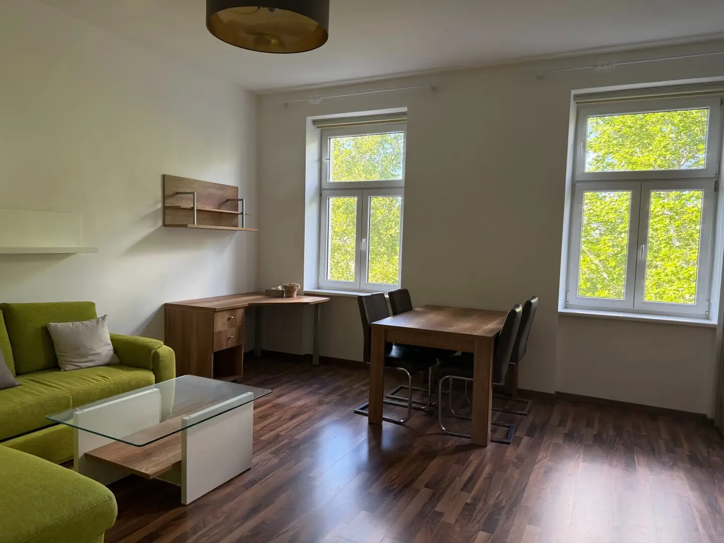 Small gem at Mexikoplatz – 1-room apartment with a view to fall in love with