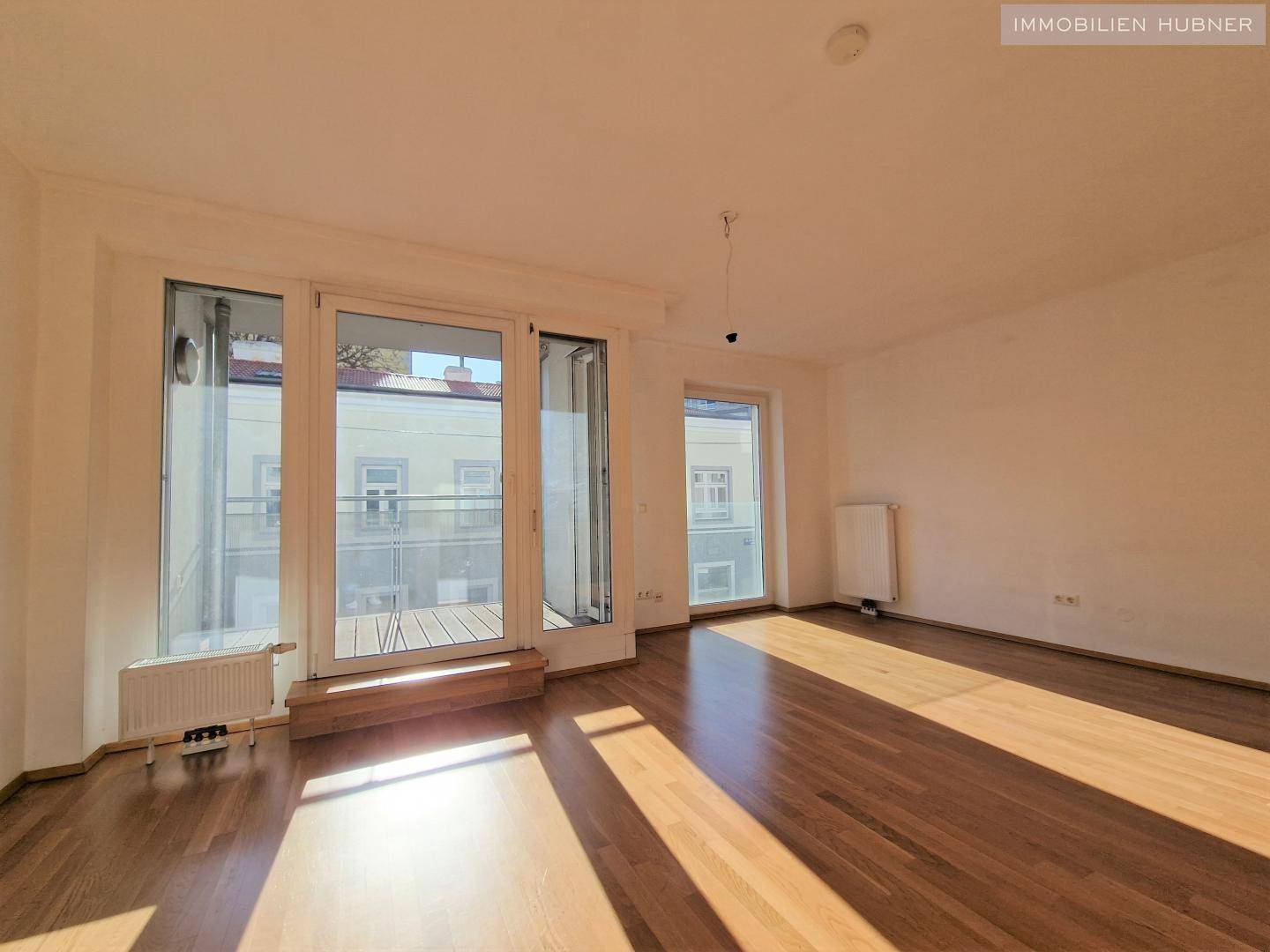 Moderne Wohnung mit Loggia nahe Bahnhof Meidling