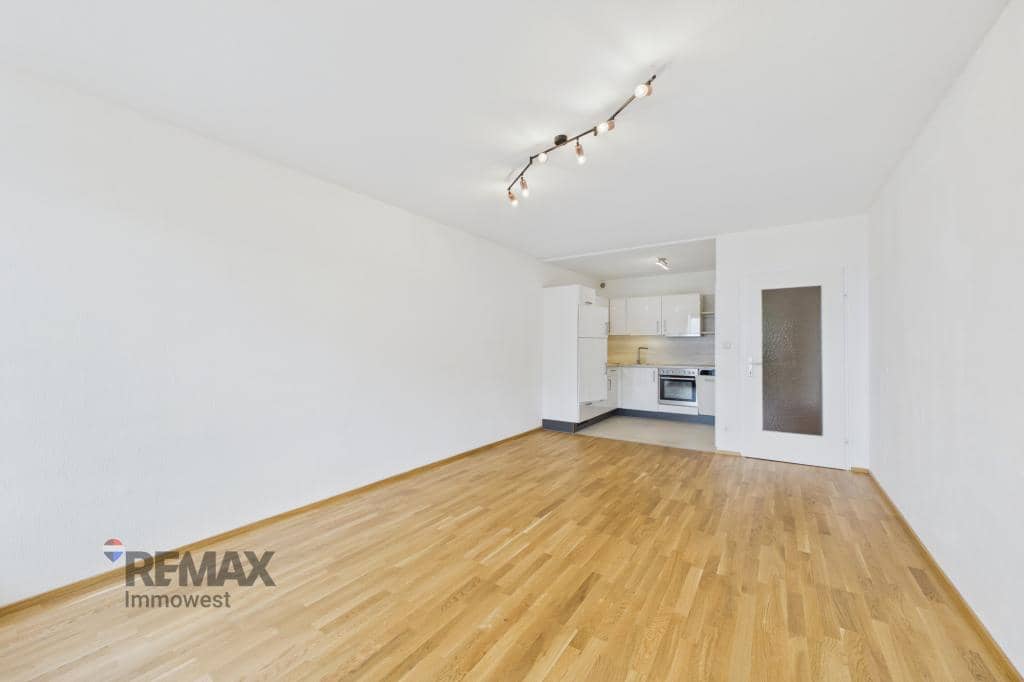 Bright apartment near Lake Constance with balcony and lift