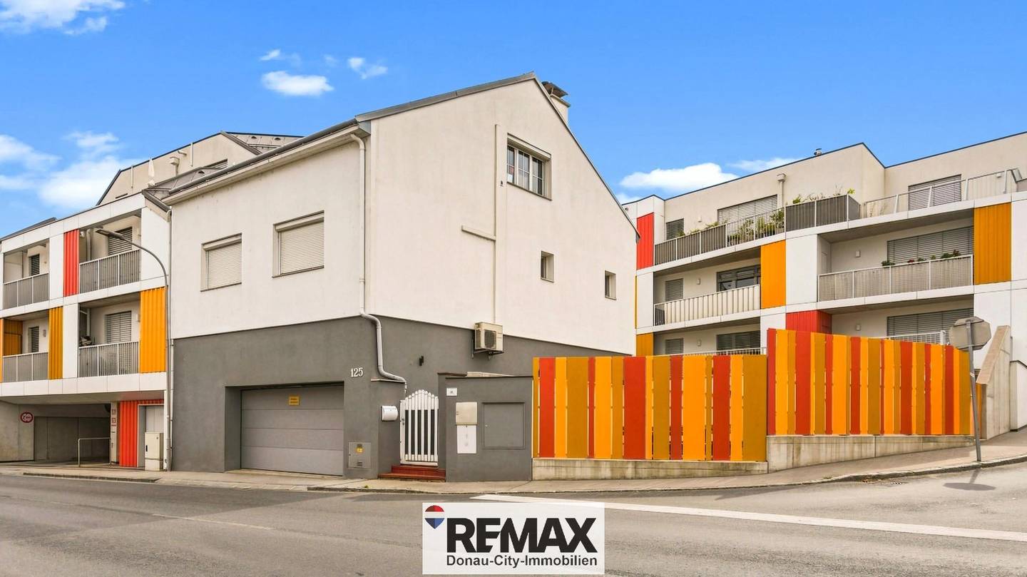 Renovated family apartment in a quiet residential area with garage