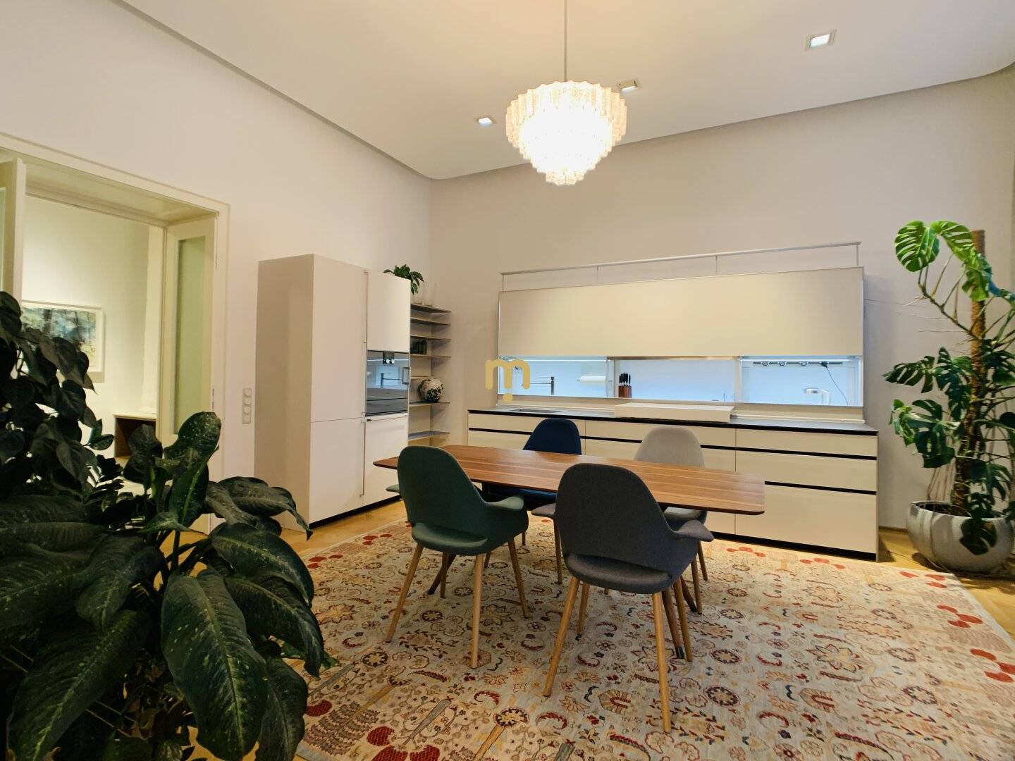 Representative historic building meets modern design – exclusive living with luxurious fittings in 1010 Vienna