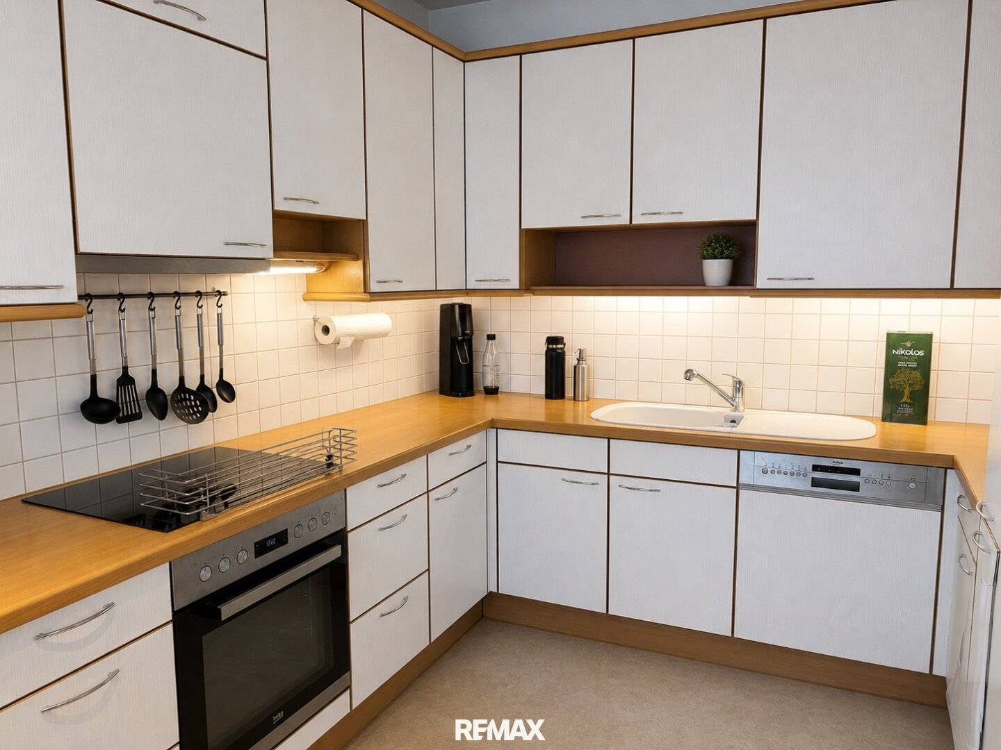 2-room apartment with south-facing balcony and underground parking space in Graz