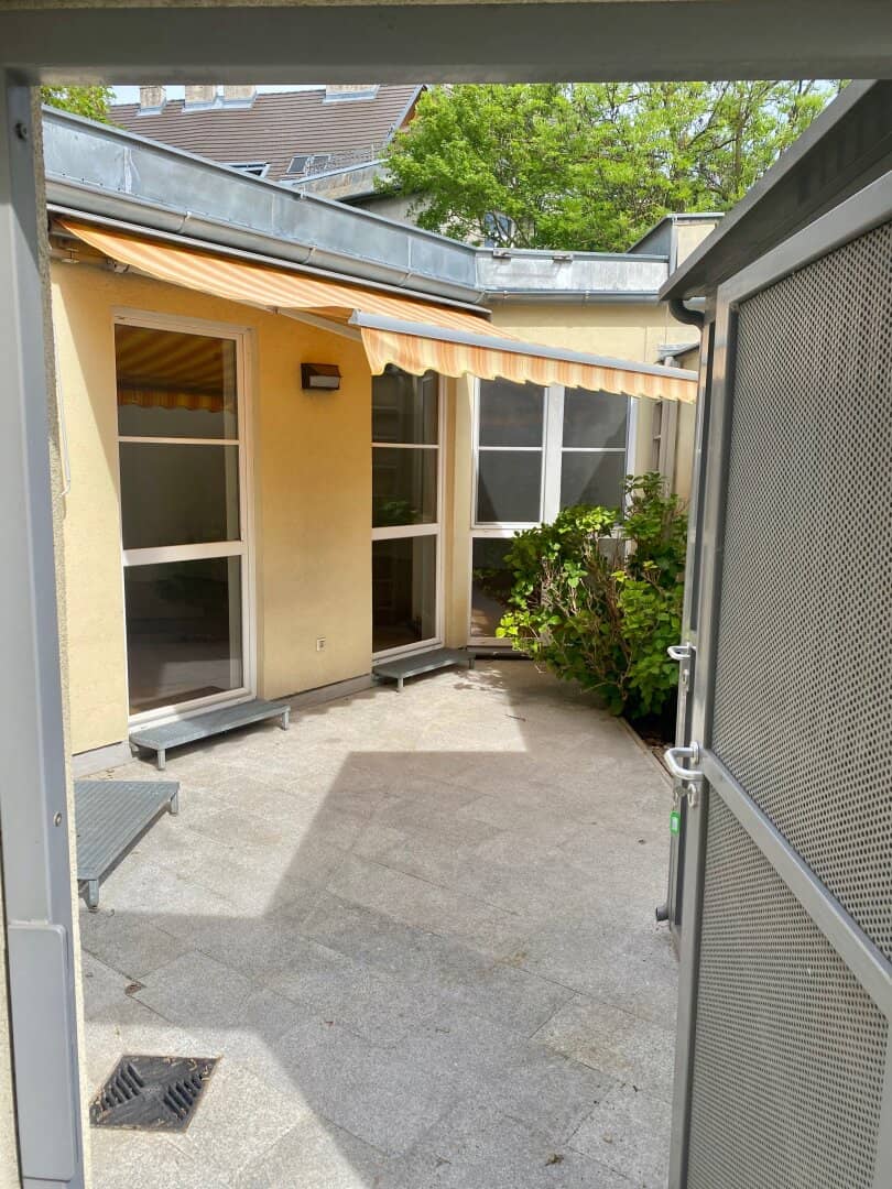 Ruhige 3-Zimmer-Wohnung mit Terrasse und 2 Bädern in Hietzing