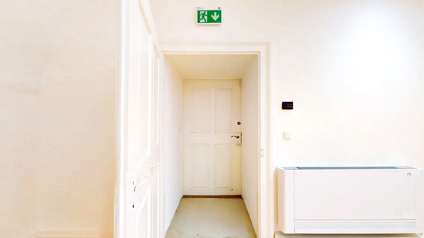 Repräsentatives Altbaubüro am Alten Platz | 46 m² renoviert | Konferenzraum