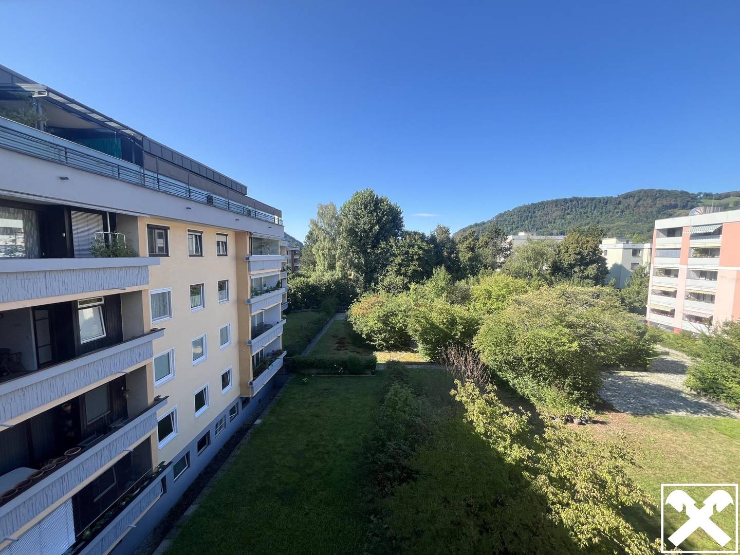 Helle Wohnung mit Lift in ruhiger Grünlage