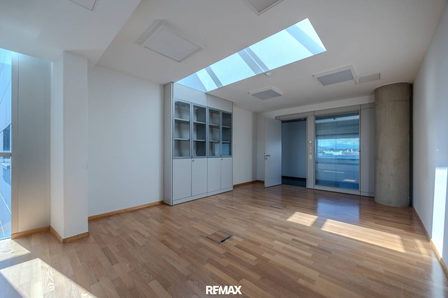 Repräsentative 239-m²-Büroeinheit mit besonderem Charakter
