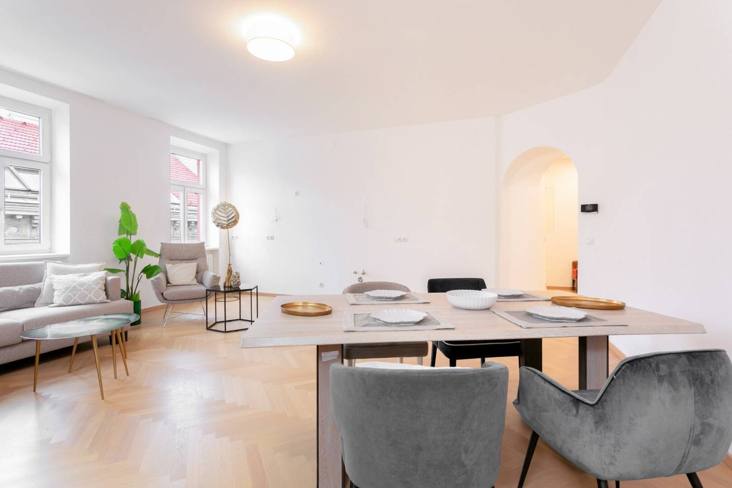 Period apartment of timeless elegance completely renovated 103m² in Alsergrund