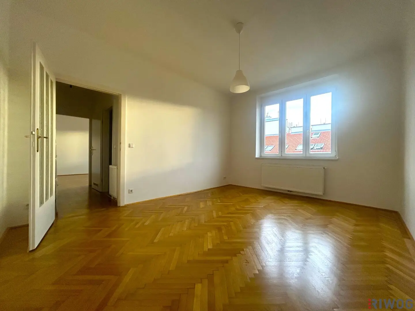 Saniert - Nähe U4/U6 *** 2-Zimmer mit separater Küche *** beim Bahnhof Matzleinsdorfer Platz