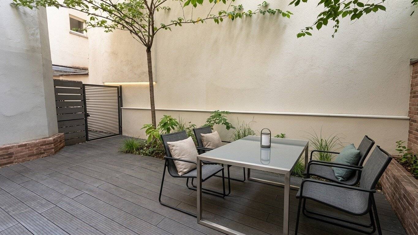 UNIQUE GARDEN - Unique jewel with 40m² garden in the middle of the city