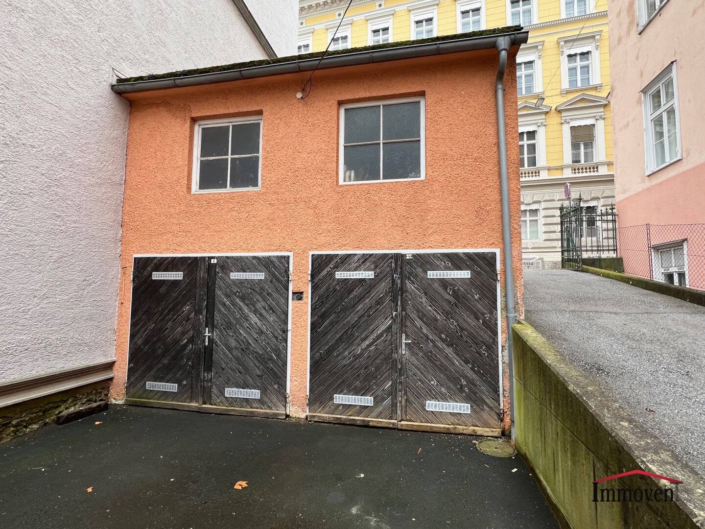 Open-ended - Garage as Storage in Elisabethstraße