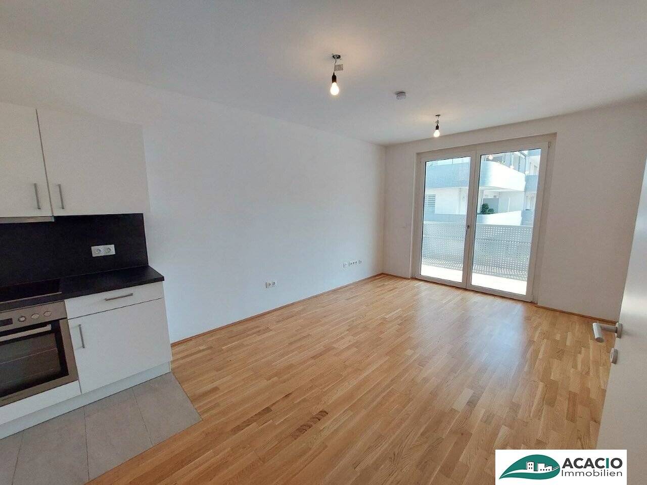 Bright 2-room apartment with optimal layout in Wohnpark Tullnerfeld - live in the green, work in the city - underground parking space optionally available